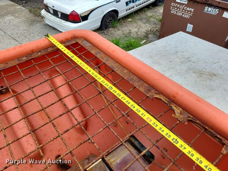 image for item LR9209 2011 Chevrolet Silverado 3500HD  pickup truck