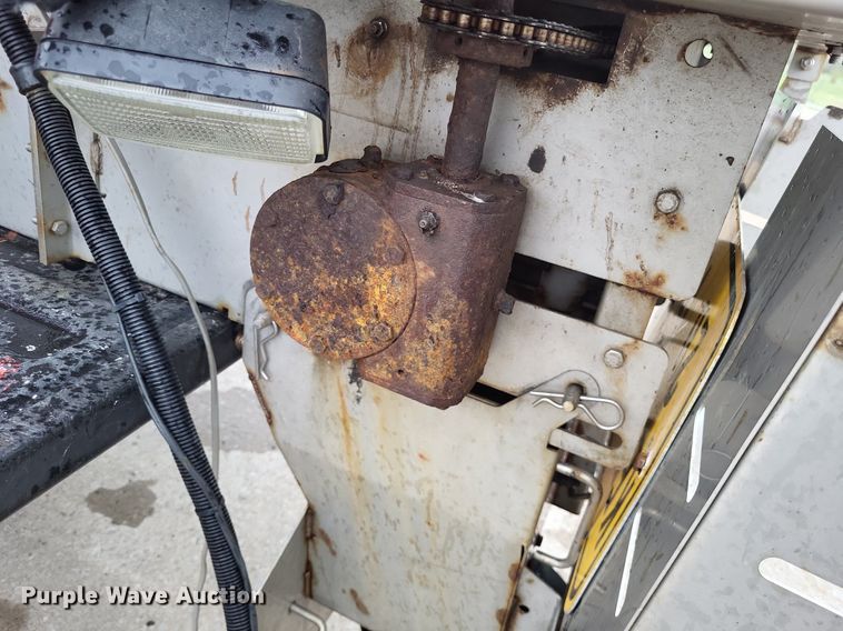 image for item LR9209 2011 Chevrolet Silverado 3500HD  pickup truck