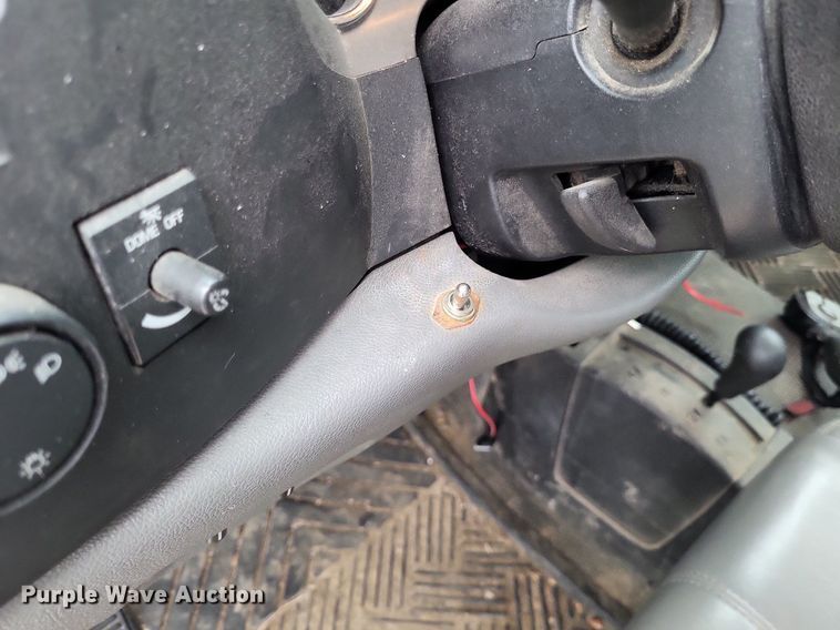 image for item LR9209 2011 Chevrolet Silverado 3500HD  pickup truck