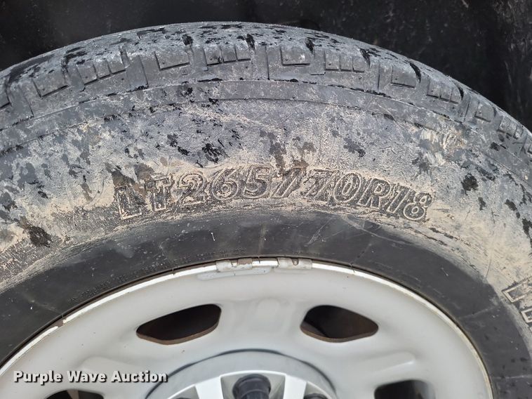 image for item LR9209 2011 Chevrolet Silverado 3500HD  pickup truck