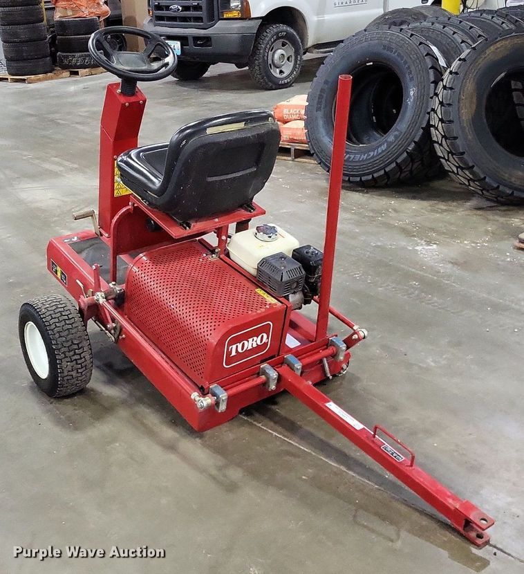 image for item LR9210 Toro Greenspro 1200  greens roller