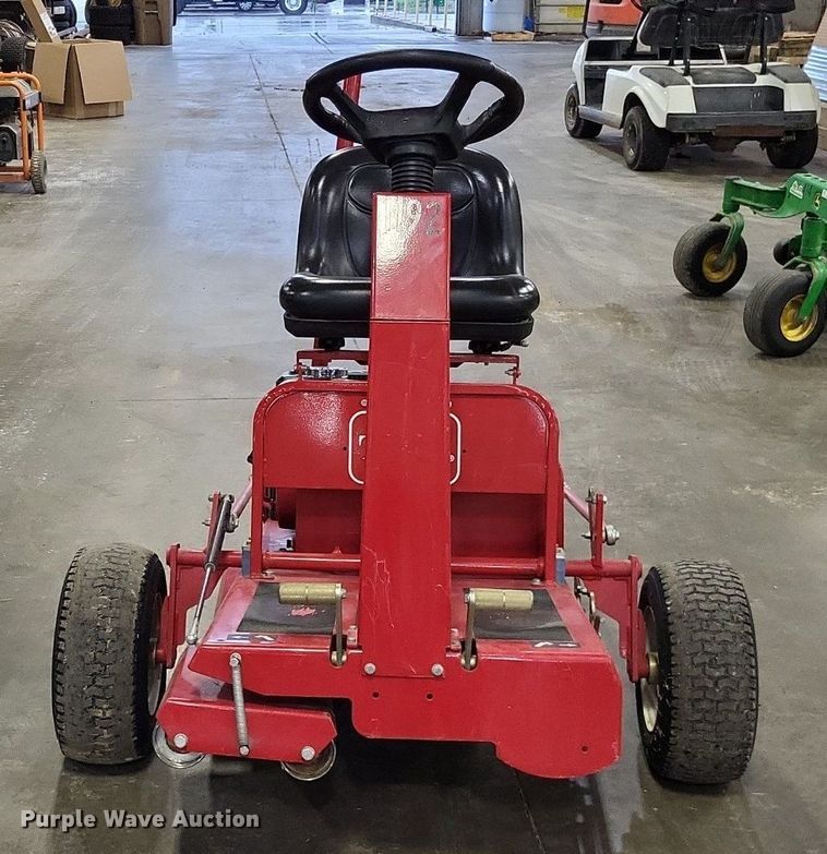 image for item LR9210 Toro Greenspro 1200  greens roller