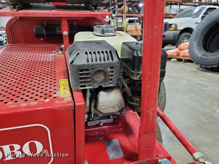 image for item LR9210 Toro Greenspro 1200  greens roller