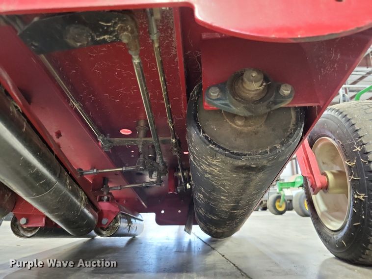 image for item LR9210 Toro Greenspro 1200  greens roller