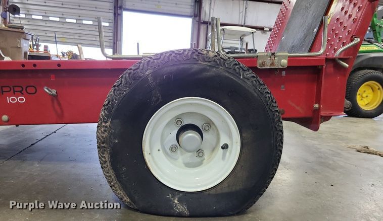 image for item LR9211 Toro Transpro 100  lawn cart