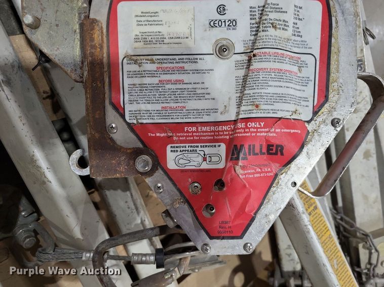 image for item LR9222 Manhole tripods