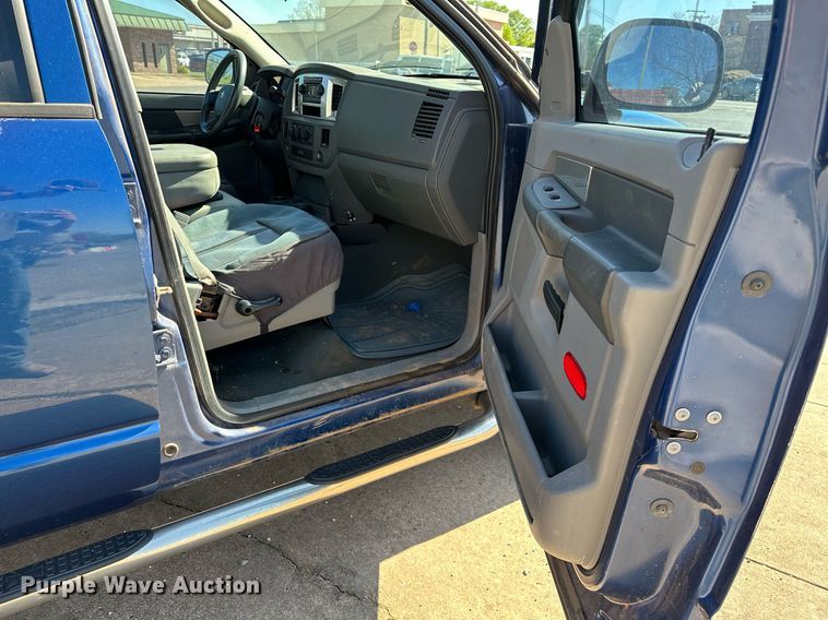 image for item LR9660 2008 Dodge Ram 1500  Quad Cab pickup truck