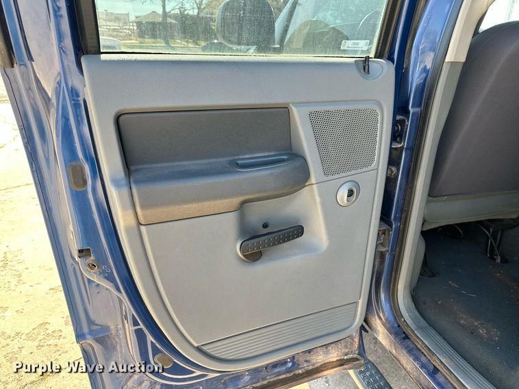 image for item LR9660 2008 Dodge Ram 1500  Quad Cab pickup truck