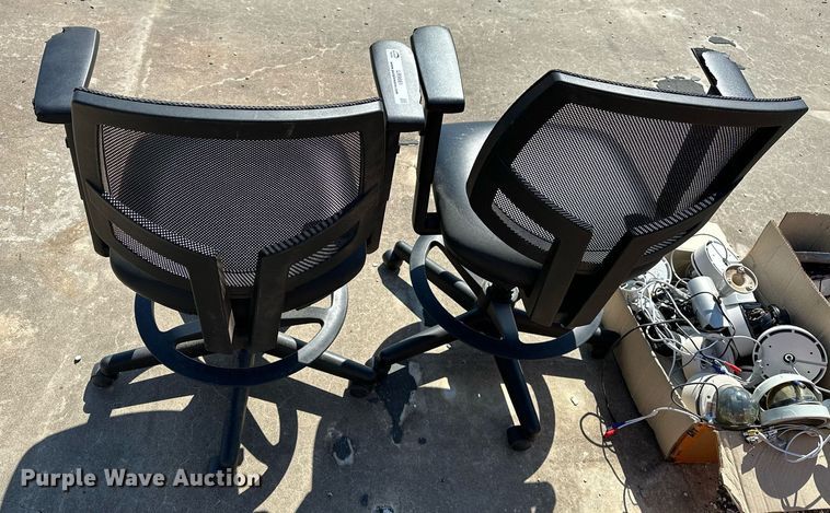 image for item LR9661 Office equipment