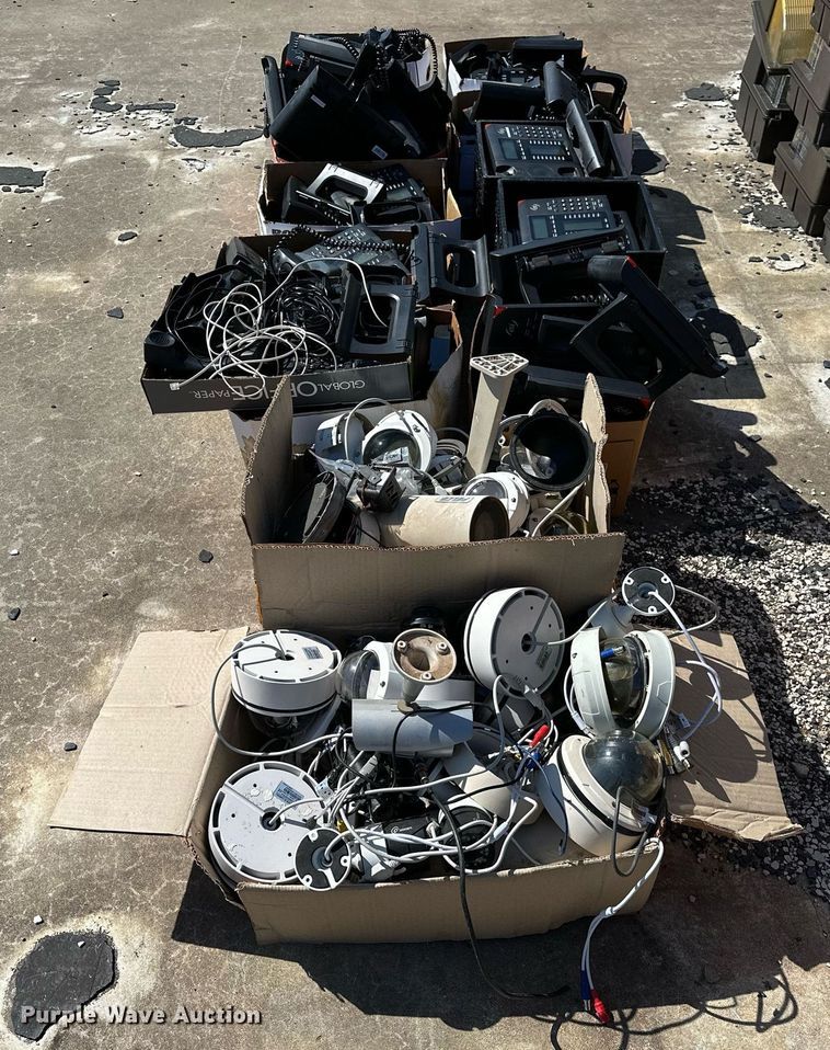 image for item LR9661 Office equipment