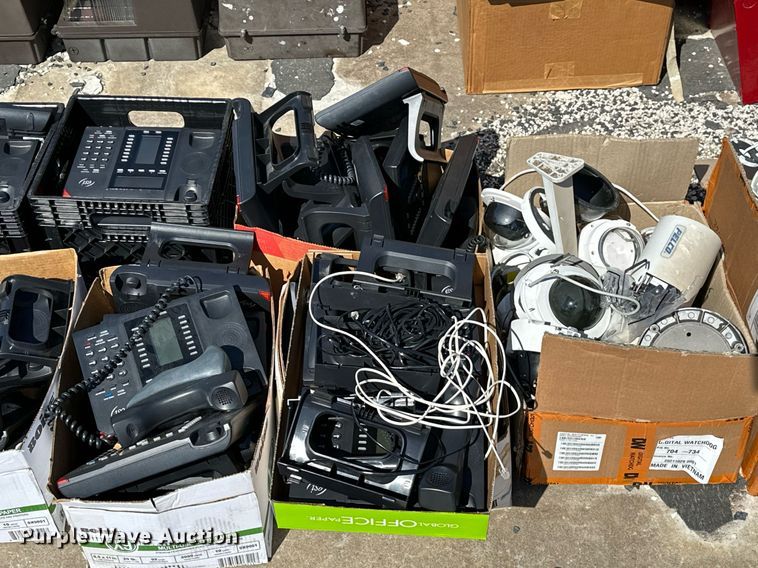 image for item LR9661 Office equipment