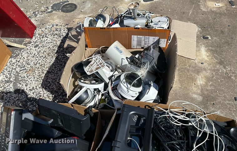 image for item LR9661 Office equipment