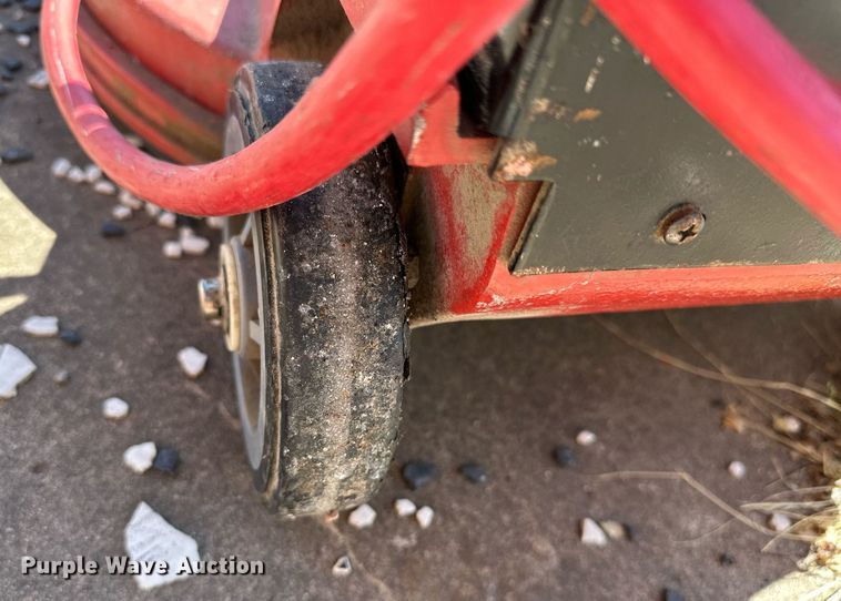 image for item LR9664 Clark 1500 PV  floor buffer