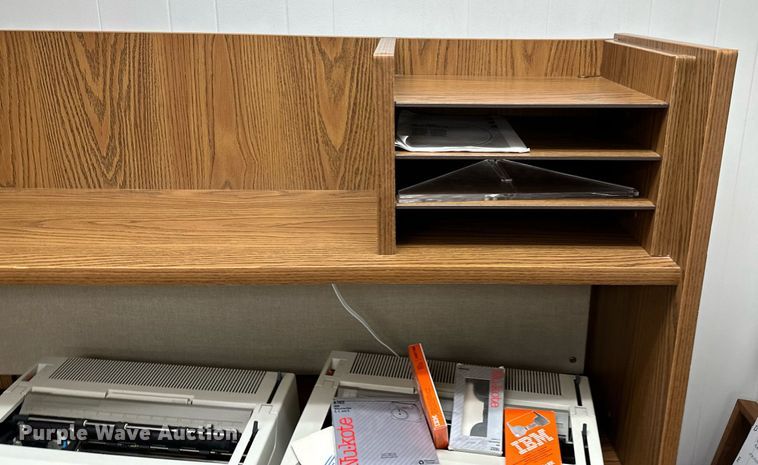 image for item LR9665 Office equipment