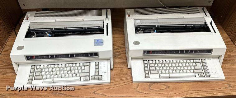 image for item LR9665 Office equipment