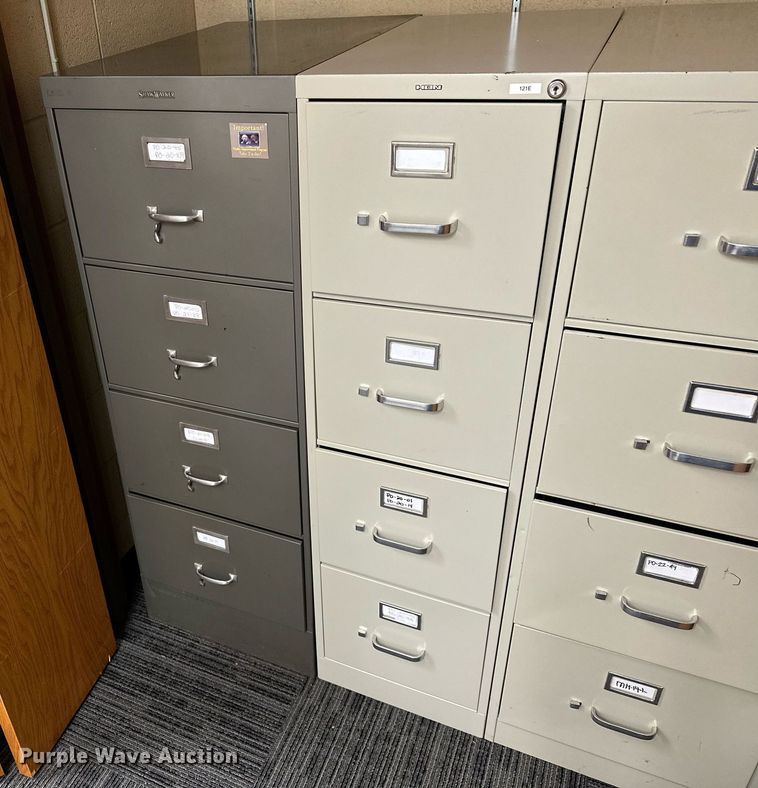 image for item LR9665 Office equipment