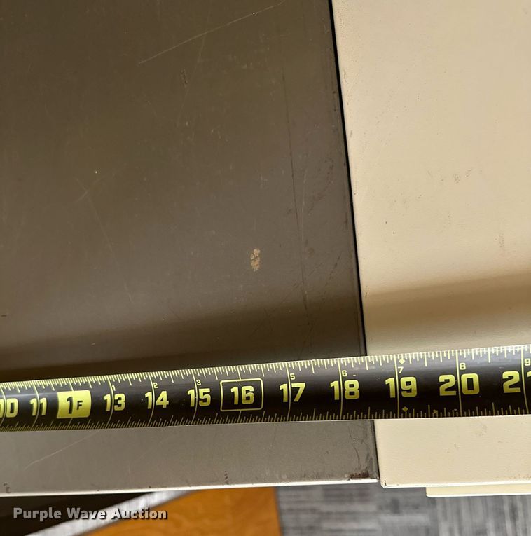 image for item LR9665 Office equipment