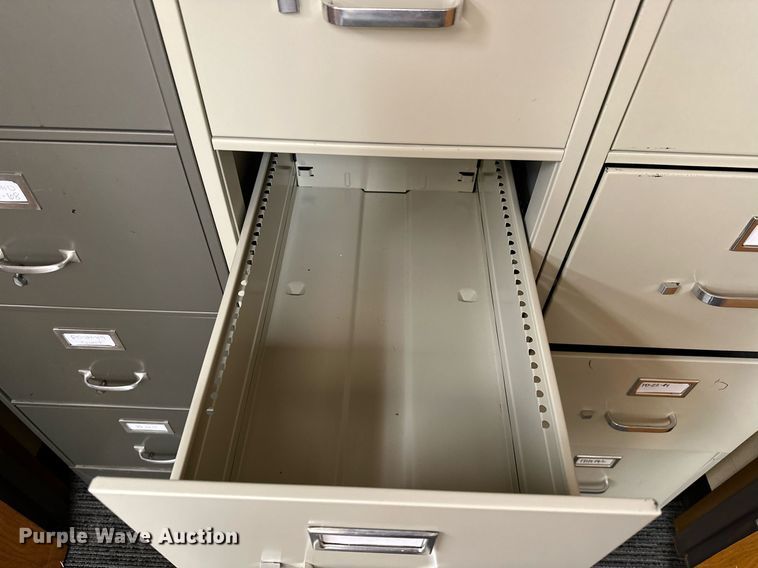 image for item LR9665 Office equipment