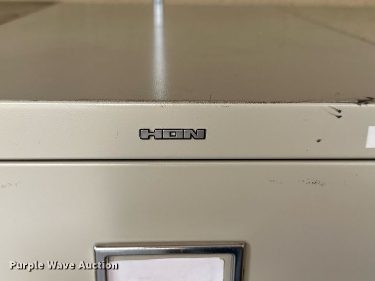 image for item LR9665 Office equipment