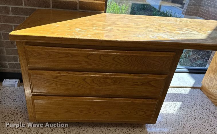 image for item LR9665 Office equipment