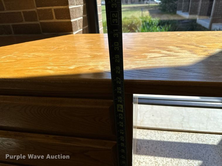 image for item LR9665 Office equipment