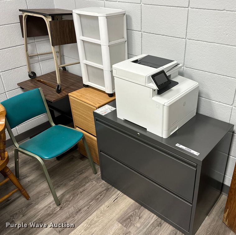 image for item LR9666 Office equipment