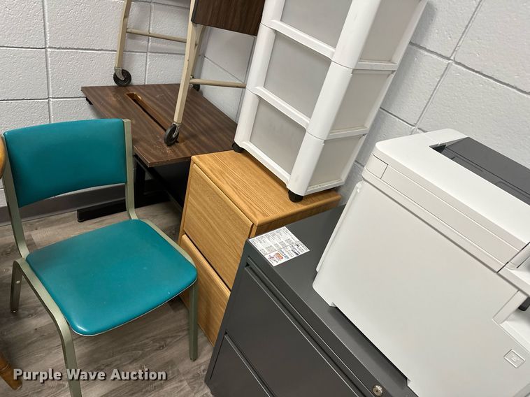 image for item LR9666 Office equipment