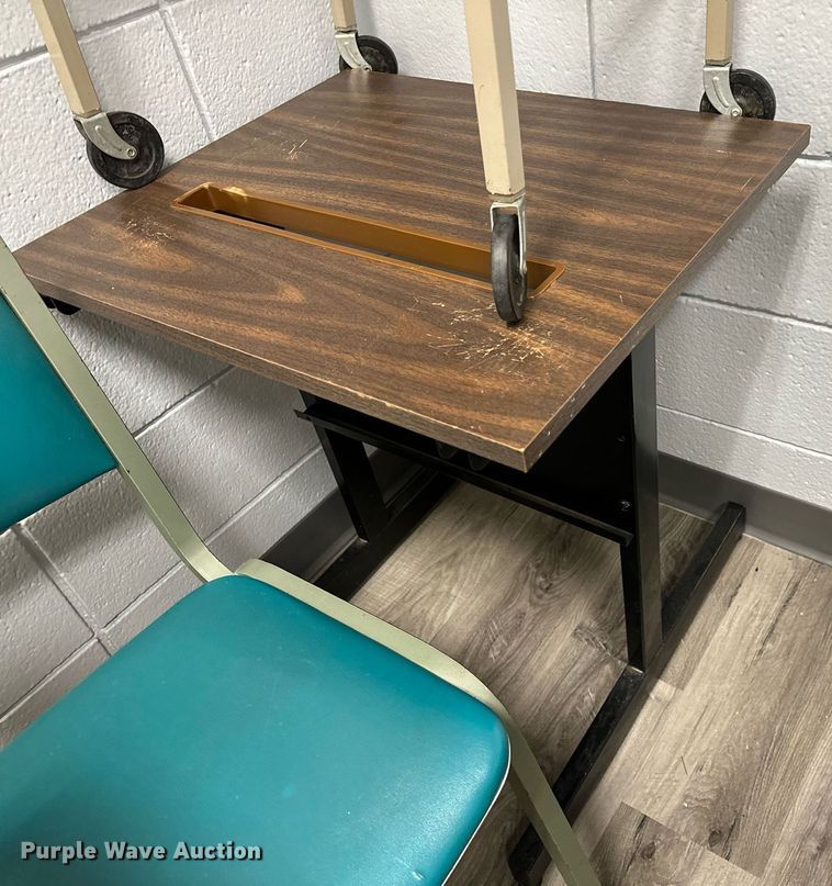 image for item LR9666 Office equipment