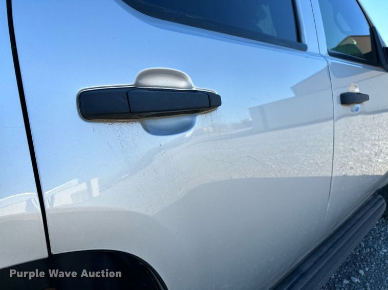 image for item LR9667 2014 Chevrolet Tahoe Police  SUV