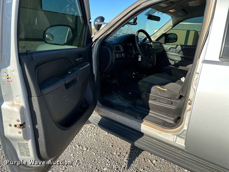 image for item LR9667 2014 Chevrolet Tahoe Police  SUV