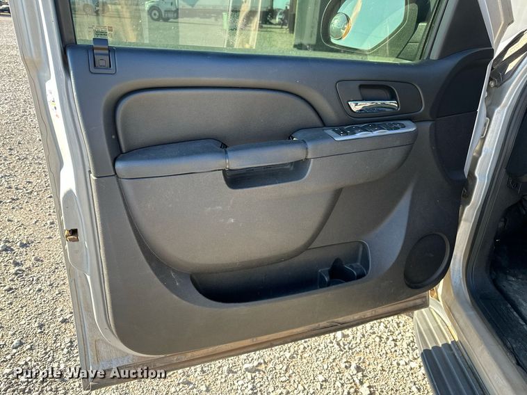 image for item LR9667 2014 Chevrolet Tahoe Police  SUV