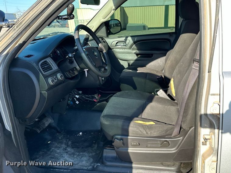 image for item LR9667 2014 Chevrolet Tahoe Police  SUV