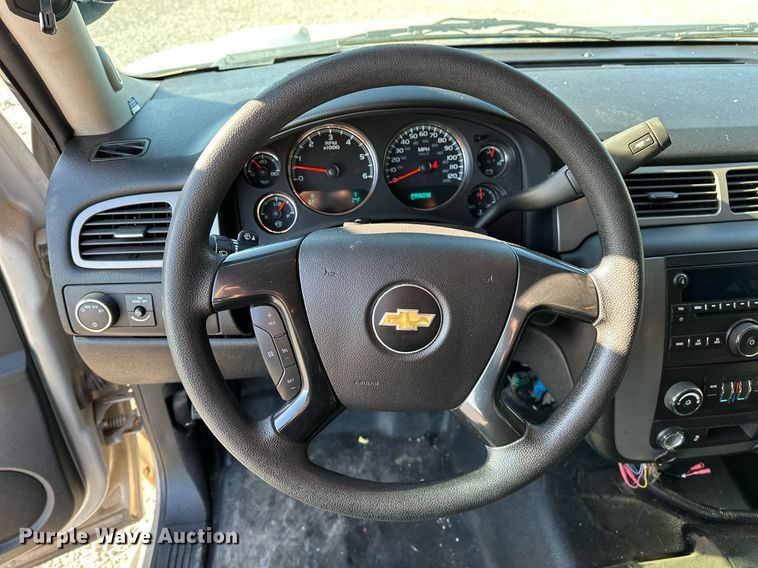 image for item LR9667 2014 Chevrolet Tahoe Police  SUV