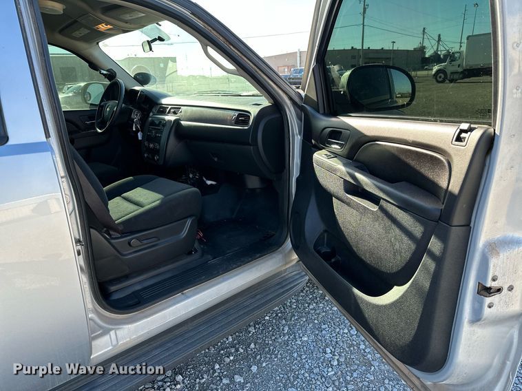 image for item LR9667 2014 Chevrolet Tahoe Police  SUV