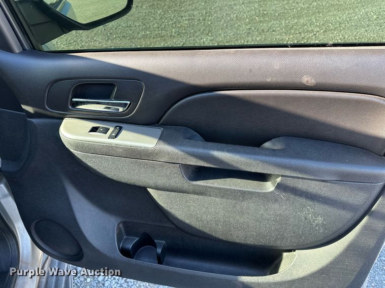 image for item LR9667 2014 Chevrolet Tahoe Police  SUV