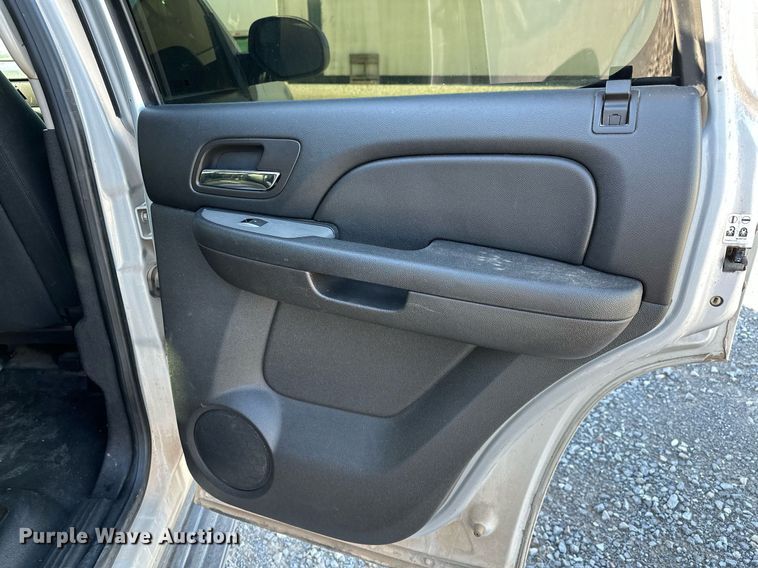 image for item LR9667 2014 Chevrolet Tahoe Police  SUV