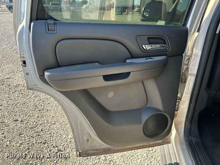 image for item LR9667 2014 Chevrolet Tahoe Police  SUV