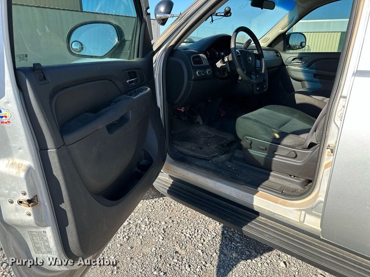 image for item LR9669 2014 Chevrolet Tahoe Police  SUV