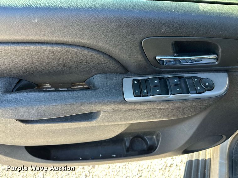 image for item LR9669 2014 Chevrolet Tahoe Police  SUV