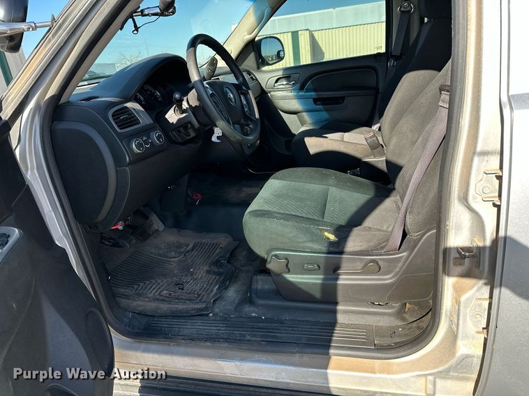 image for item LR9669 2014 Chevrolet Tahoe Police  SUV