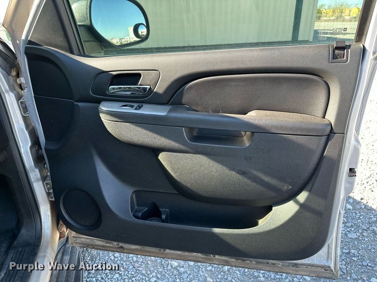 image for item LR9669 2014 Chevrolet Tahoe Police  SUV