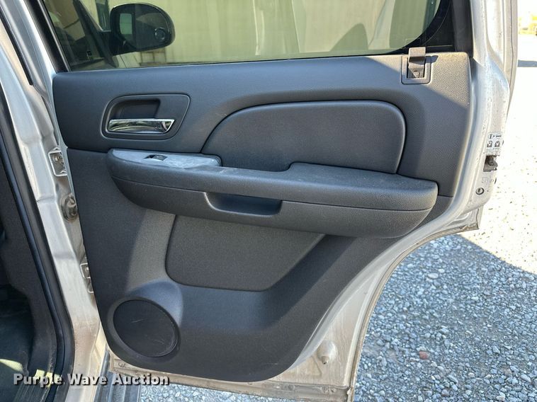 image for item LR9669 2014 Chevrolet Tahoe Police  SUV