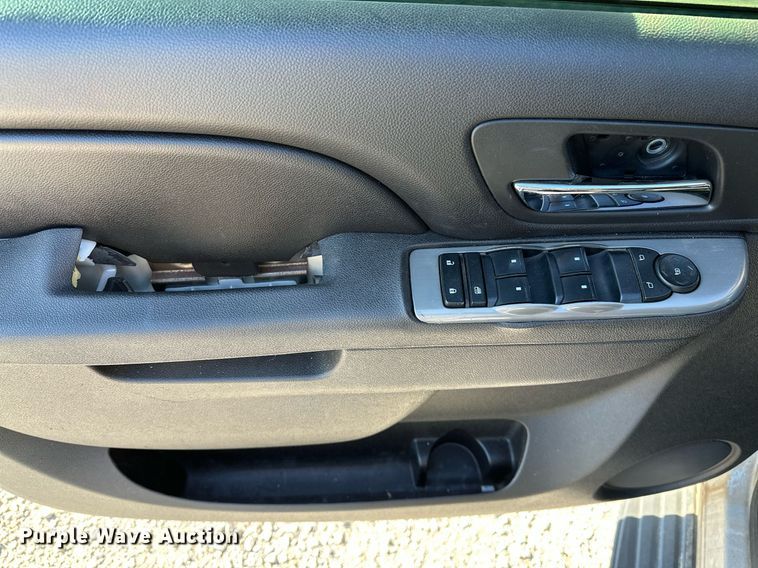 image for item LR9670 2013 Chevrolet Tahoe Police  SUV