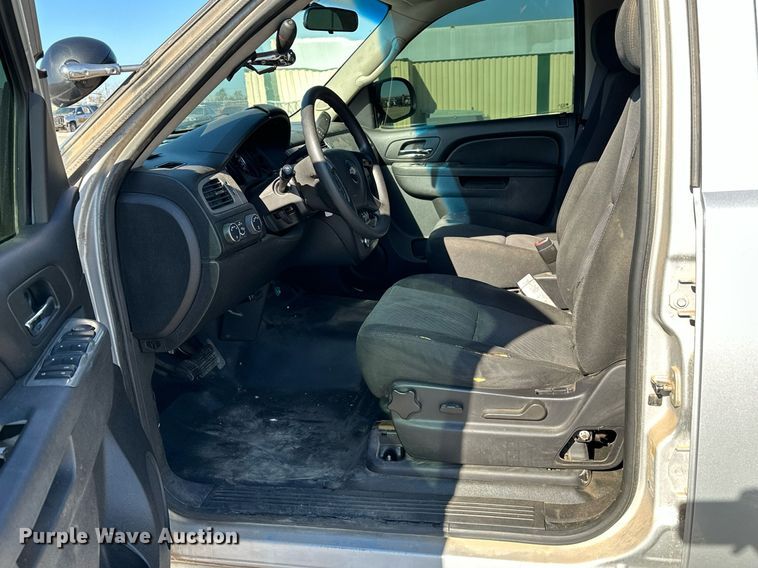 image for item LR9670 2013 Chevrolet Tahoe Police  SUV