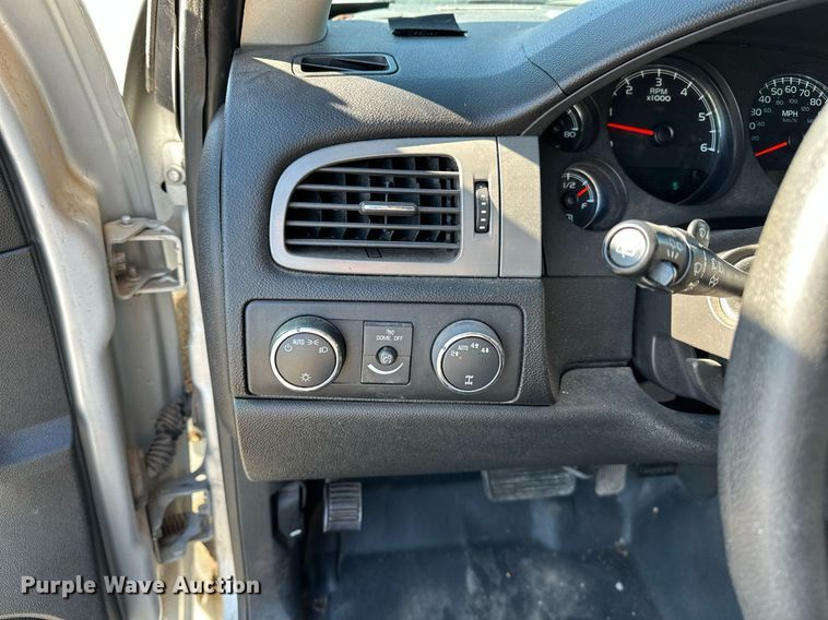 image for item LR9670 2013 Chevrolet Tahoe Police  SUV