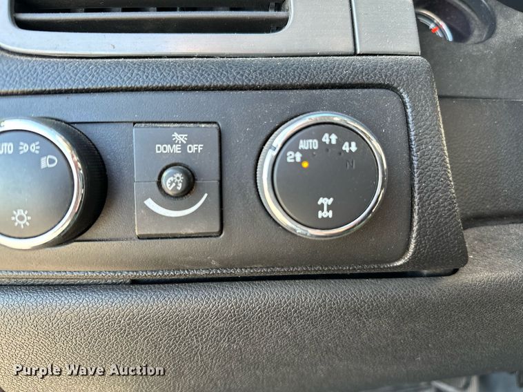 image for item LR9670 2013 Chevrolet Tahoe Police  SUV