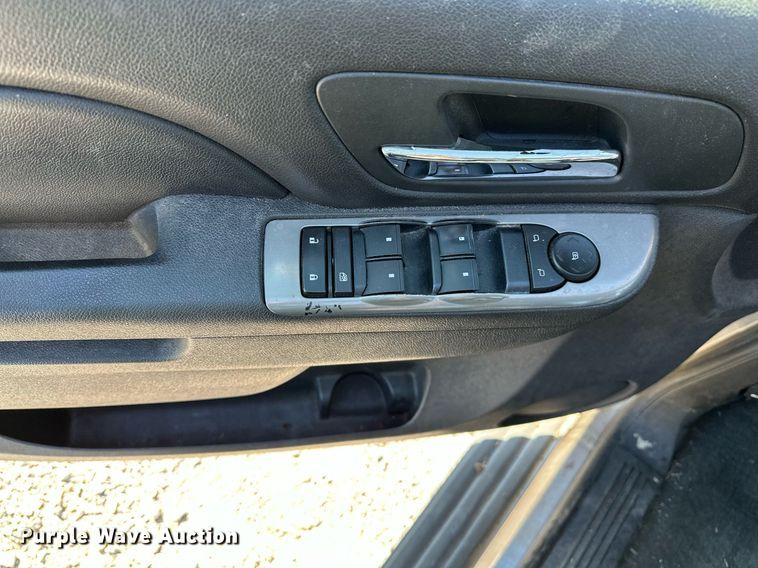 image for item LR9672 2010 Chevrolet Tahoe Police  SUV