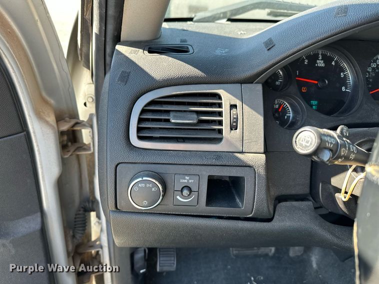 image for item LR9672 2010 Chevrolet Tahoe Police  SUV