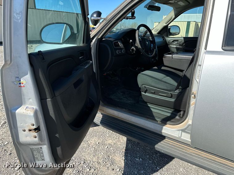 image for item LR9673 2013 Chevrolet Tahoe Police  SUV