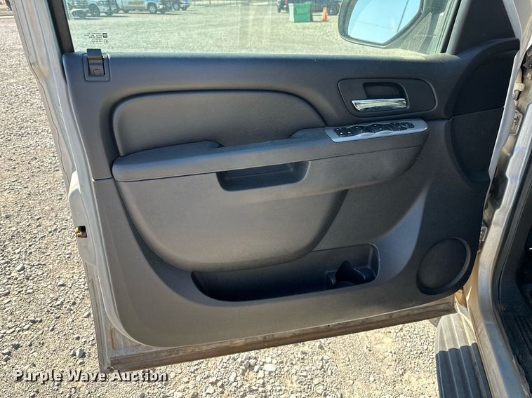 image for item LR9673 2013 Chevrolet Tahoe Police  SUV